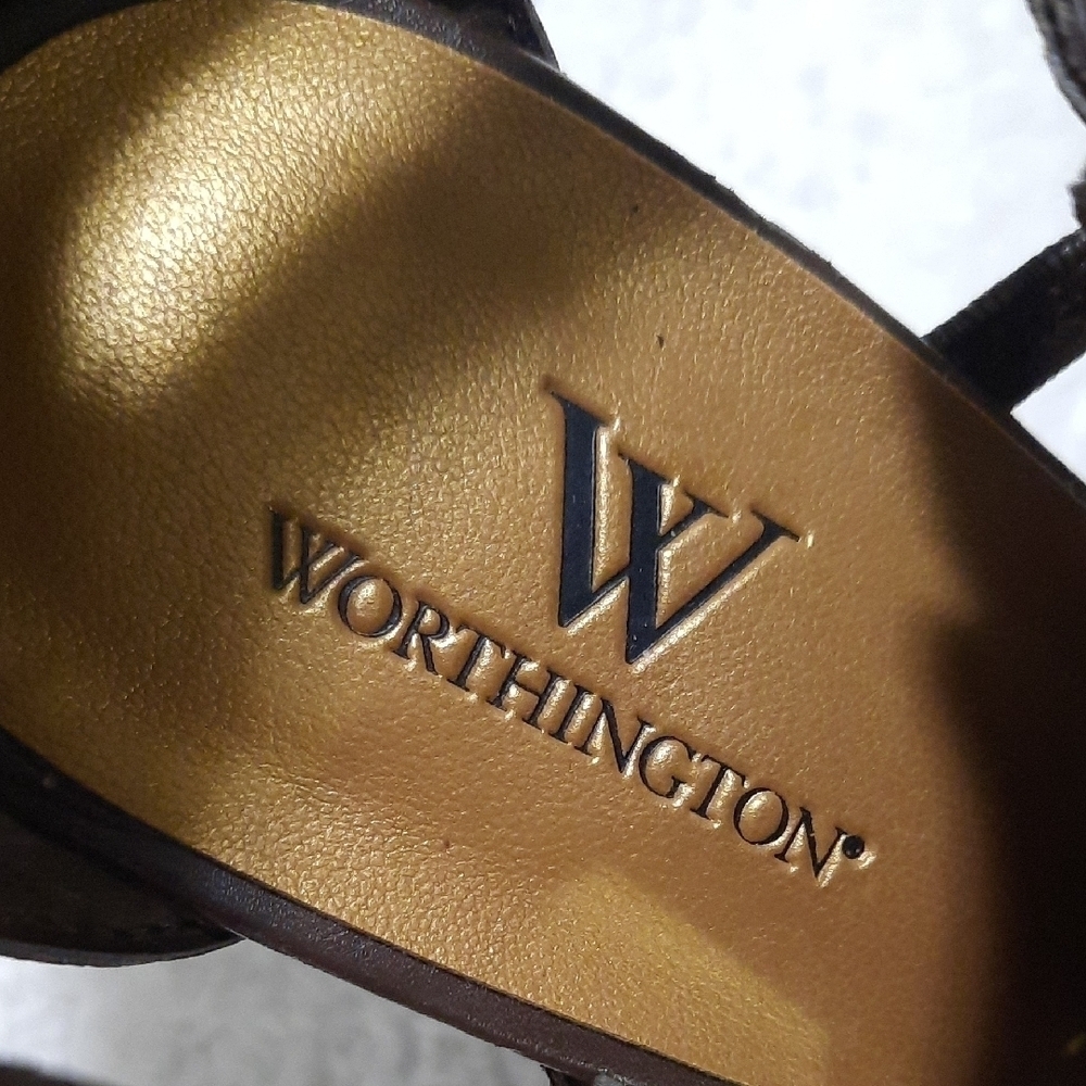 Worthington Dark Brown Woven Sandals - Picture 2 of 9